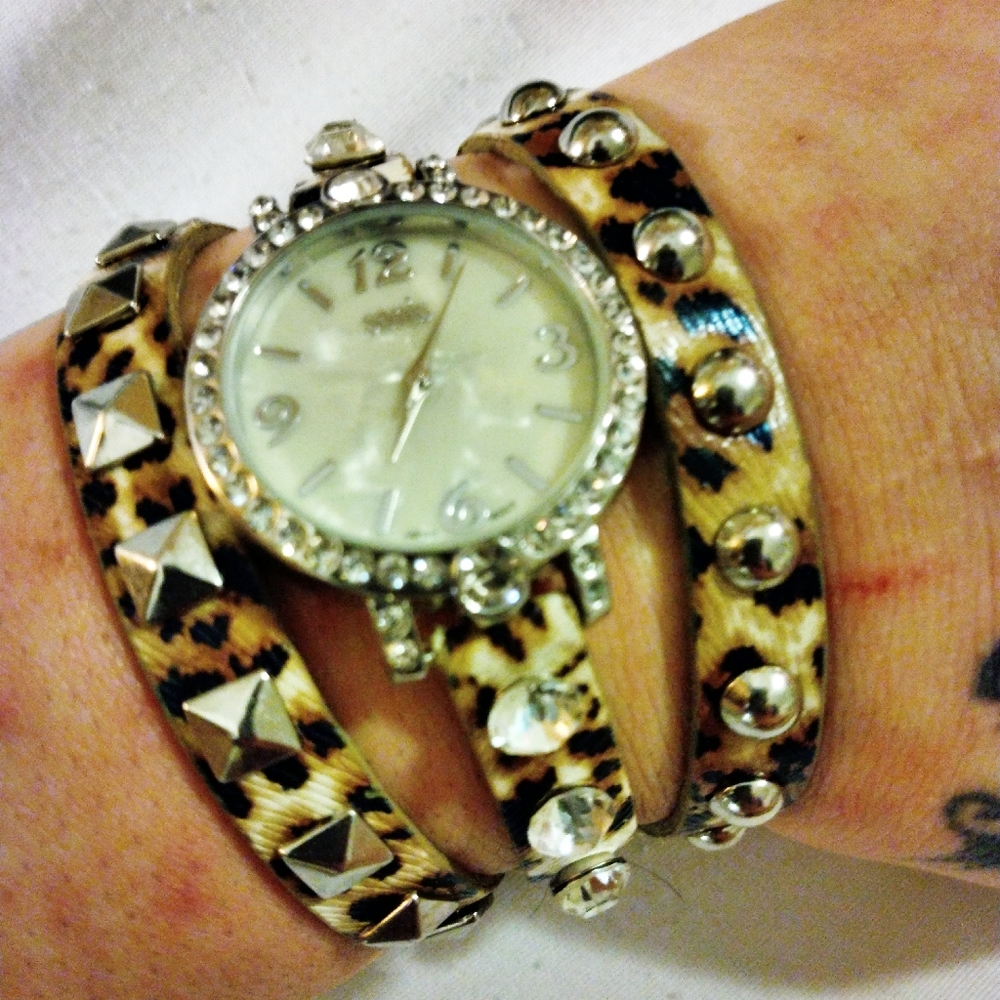 Ladies Sanis watch